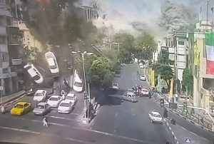 تصویر از بمباران میدان تجریش در تهران، جنگ دوازده روزه